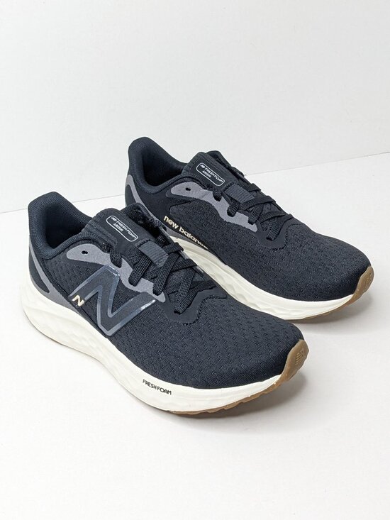 New Balance Shoes - New Balance Fresh Foam Arishi V4 Running Shoes Black Womens 6